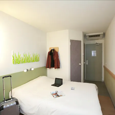 Ibis Budget La Cite 2*