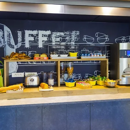 Hotel Ibis Budget La Cité 2*