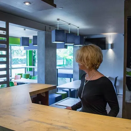 Ibis Budget La Cite Szálloda Carcassone