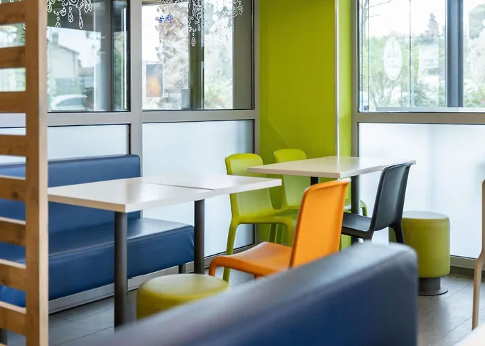 Ibis Budget La Cite 2*