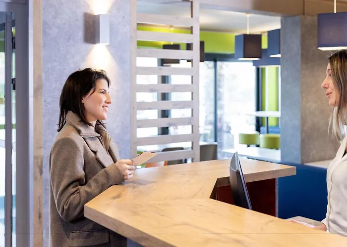 Hotel Ibis Budget La Cite 2*